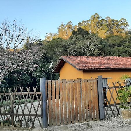 Casa Kiiro, Um Ambiente Tranquilo E De Sossego. Villa Santo Antônio do Pinhal Exterior photo